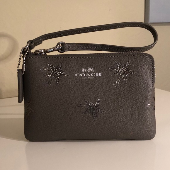 Coach Wristlet Grey